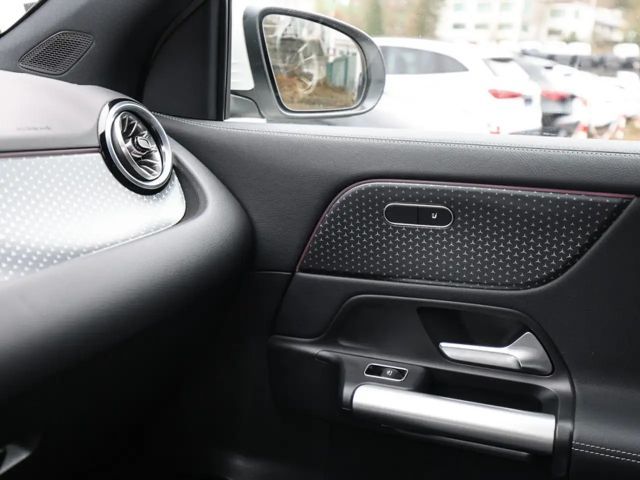 Mercedes-Benz EQA 350 4MATIC Progressive