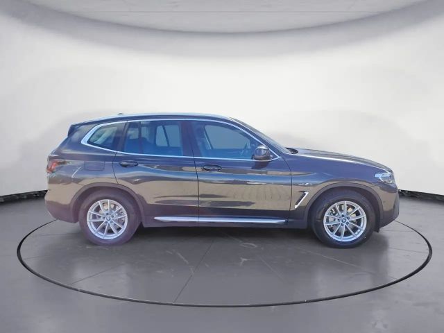 BMW X3 xDrive30e