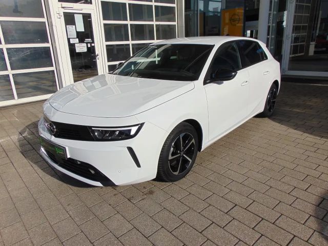 Opel Astra 1.2 Turbo Edition Turbo