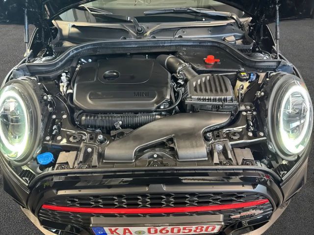 MINI John Cooper Works Cabrio John Cooper Works Cabrio Aut. Essential Trim LED