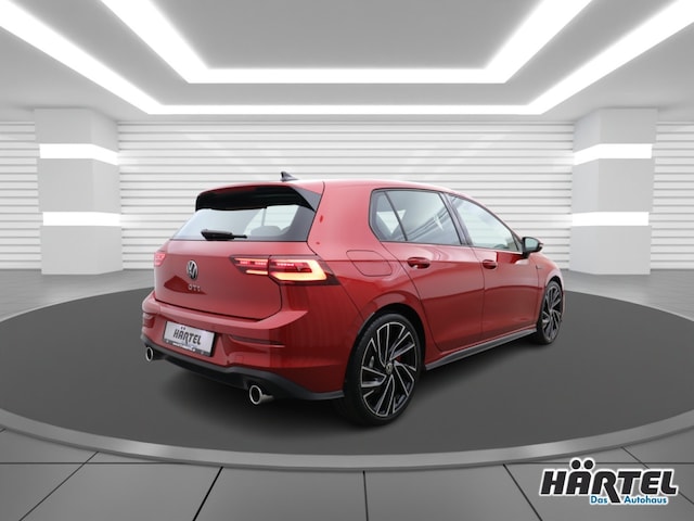 Volkswagen Golf 2.0 TSI GTI