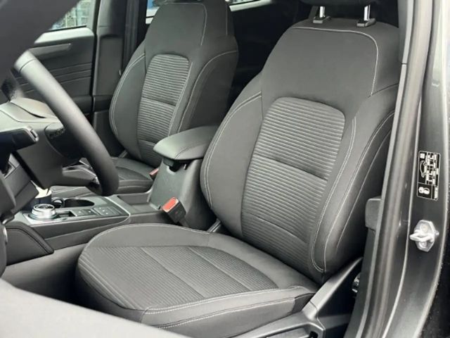 Ford Kuga Hybrid Titanium