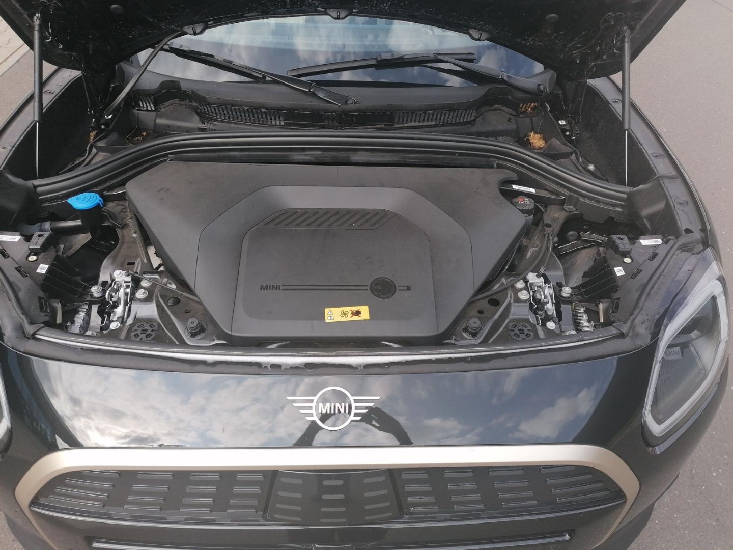 MINI Countryman E Countryman E Fav. Trim HUD Pano ACC H&K Paket L