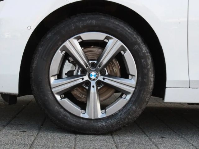 BMW 216 216i Active Tourer