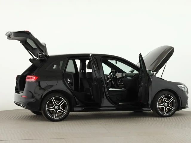 Mercedes-Benz B 250 AMG Line B 250 e