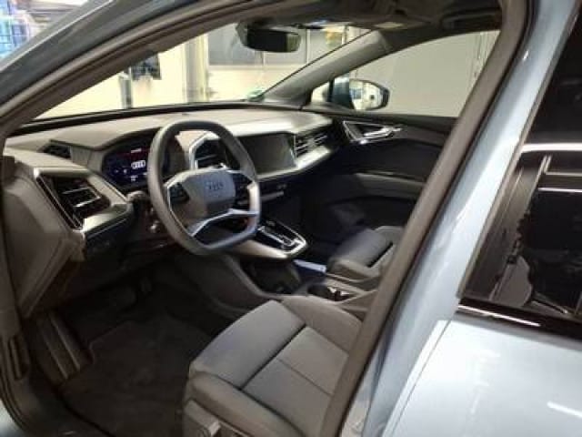 Audi Q4 e-tron SUV 45 e-tron Audi Q4 e-tron