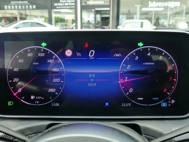 Mercedes-Benz C 200 AVANTGARDE Sedan