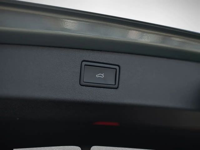 Volkswagen Tiguan 4Motion DSG R-Line