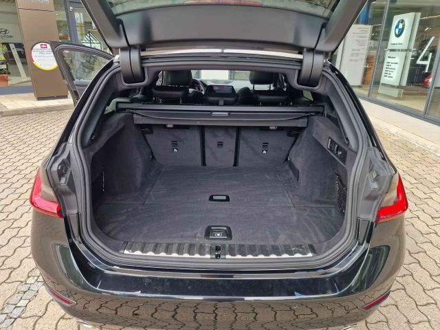 BMW 330 330i Sport Line xDrive