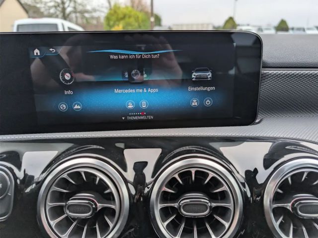 Mercedes-Benz A 180 Progressive