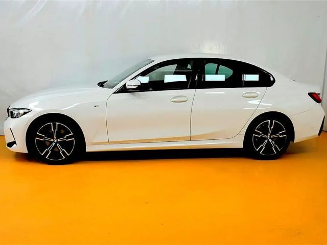 BMW 320 320d Sedan