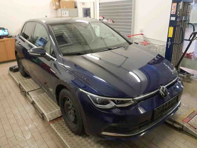Volkswagen Golf 1.5 eTSI DSG Golf VIII Style
