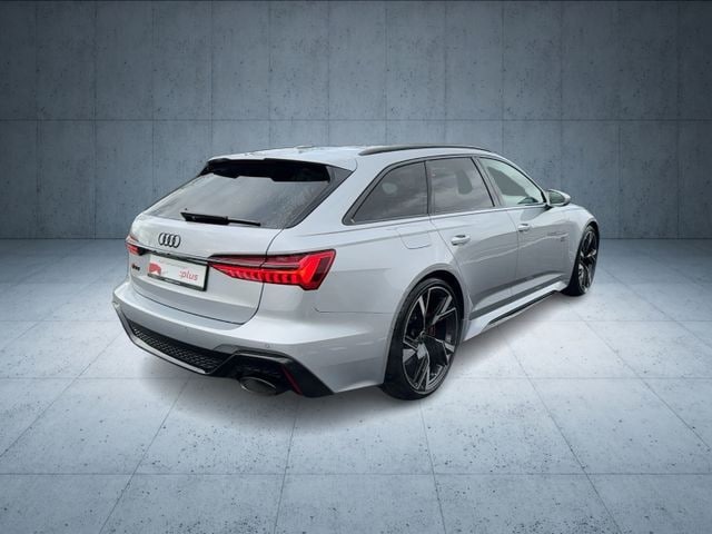 Audi RS6 Avant Quattro