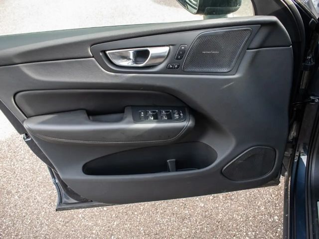 Volvo XC60 AWD Dark Ultimate