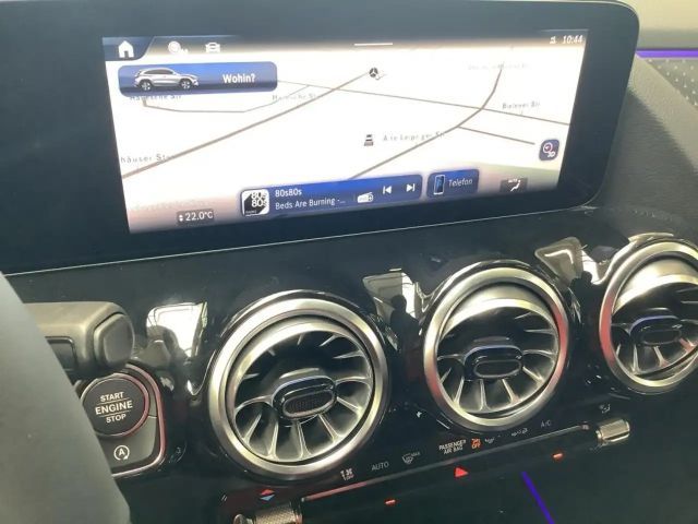 Mercedes-Benz GLA 200 Progressive