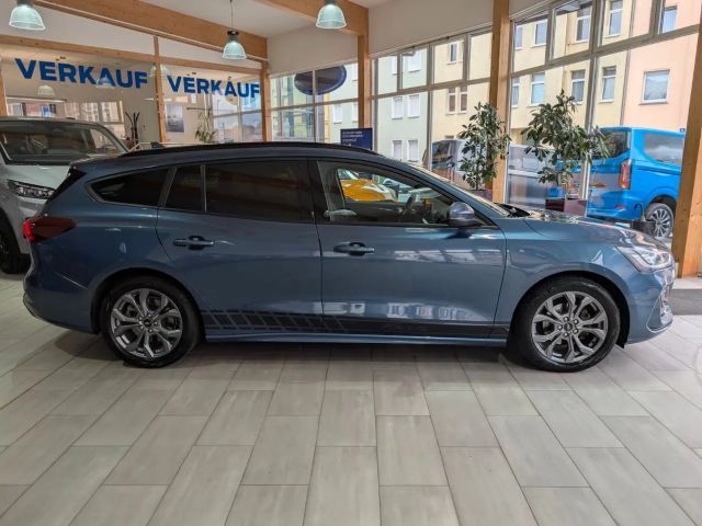 Ford Focus EcoBoost ST Line Wagon