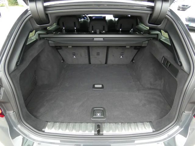 BMW 320 320d M-Sport Touring