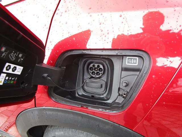 Peugeot E-2008 Active Pack