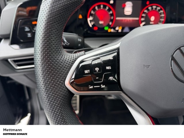 Volkswagen Golf DSG GTI