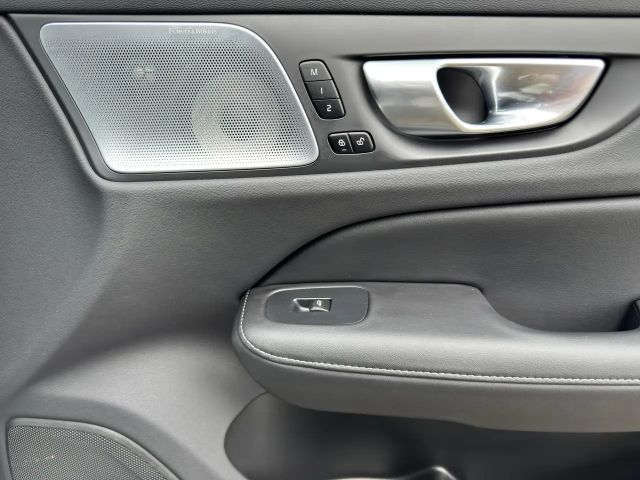 Volvo V60 Cross Country AWD Bright Ultimate