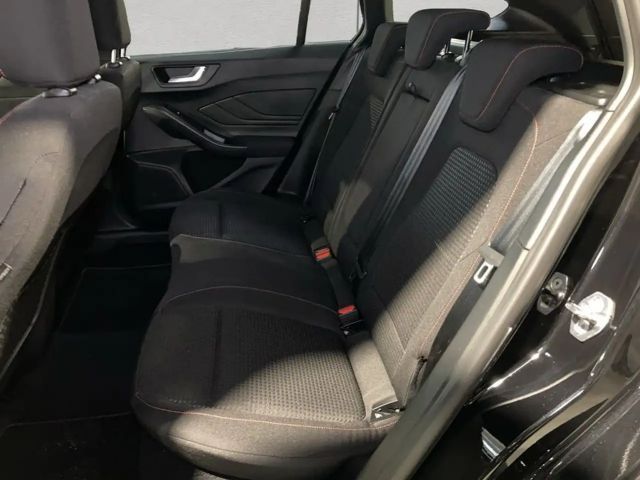 Ford Focus EcoBoost ST Line Wagon