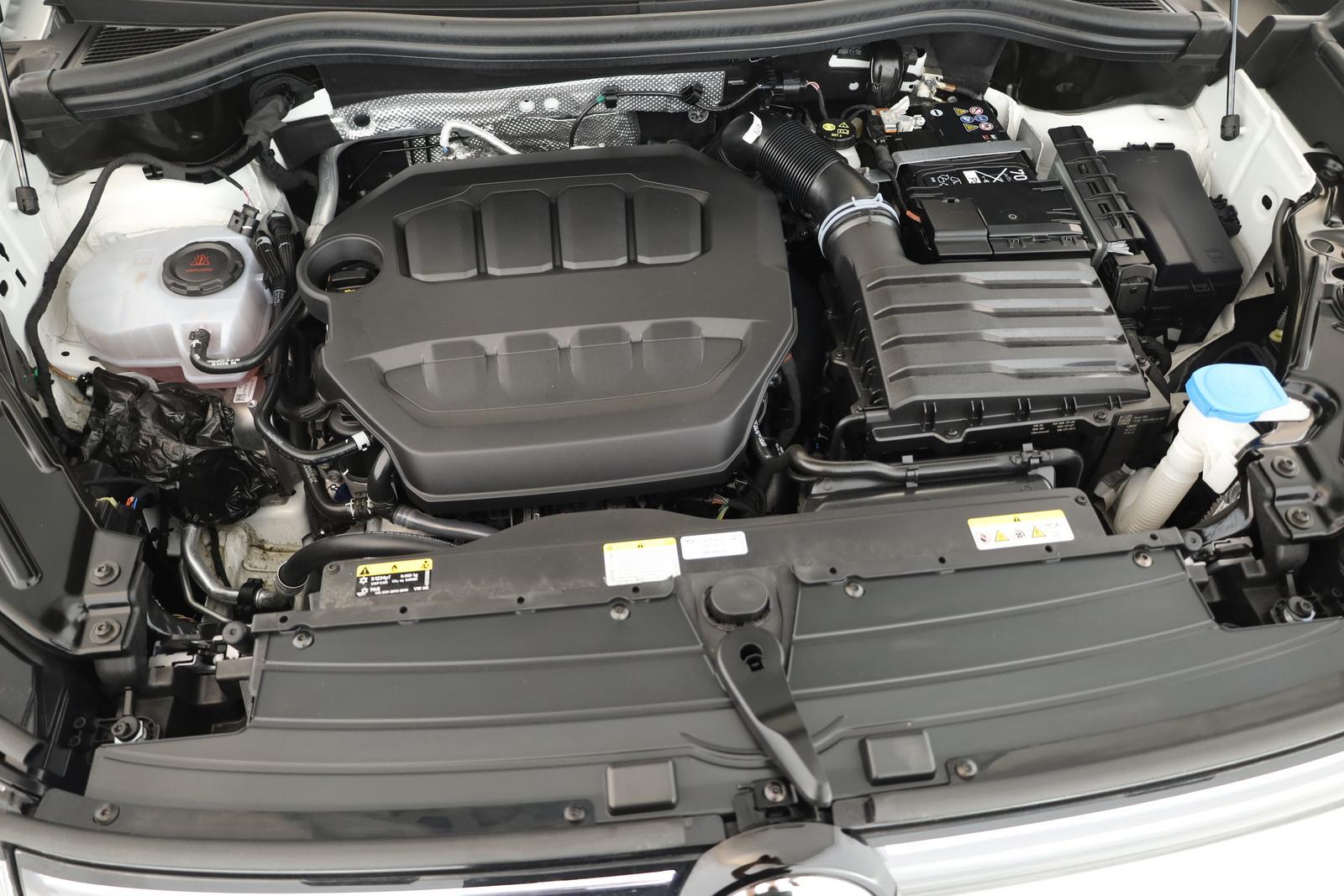 Volkswagen Tiguan 2.0 TSI DSG IQ.Drive R-Line