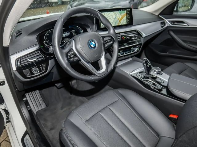 BMW 530 530e Touring