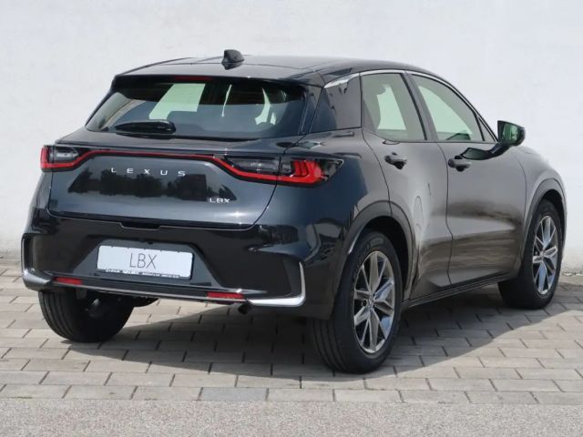 Lexus LBX Elegant