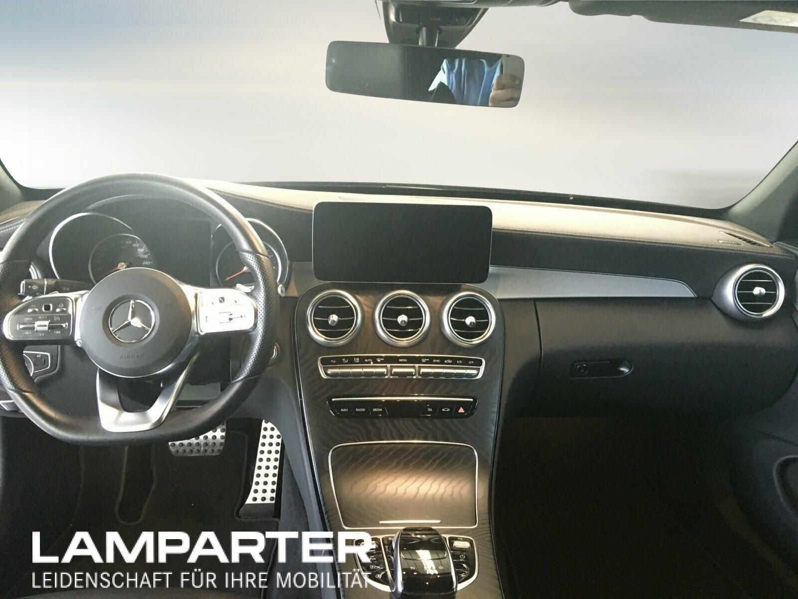 Mercedes-Benz C 200 AMG Line Cabriolet