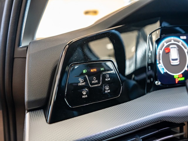 Volkswagen Golf 1.5 eTSI Golf VIII Variant