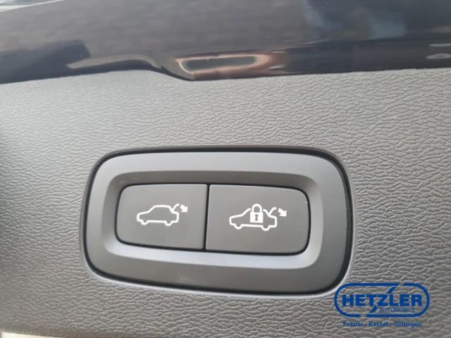 Volvo V60 Dark Hybrid Plus