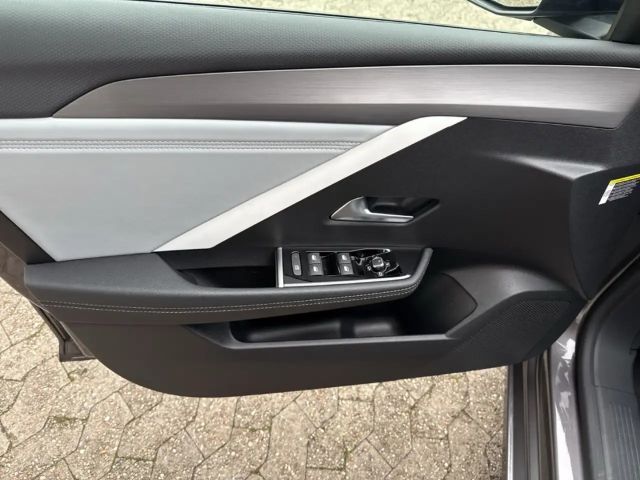 Opel Astra 1.5 Turbo Elegance Sports Tourer