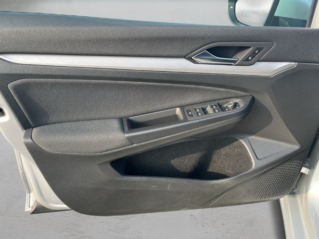 Volkswagen Golf 1.5 TSI Golf VIII Life