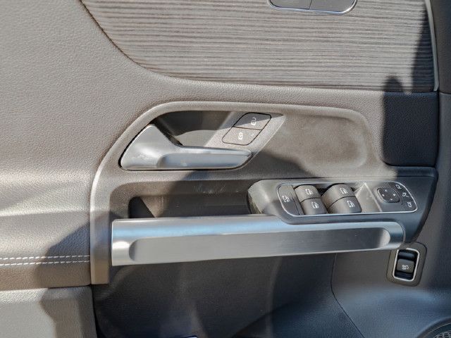 Mercedes-Benz GLB 200 GLB 200 d