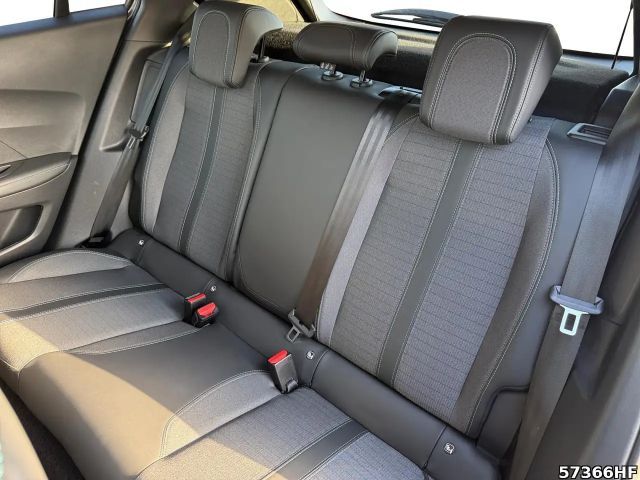 Peugeot E-2008 Allure Pack