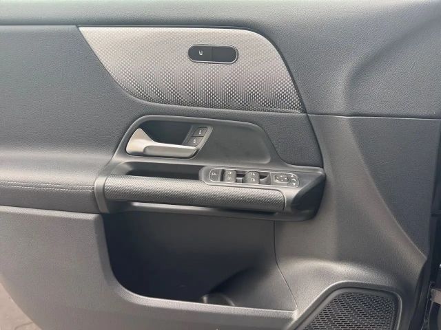 Mercedes-Benz GLA 200 4MATIC Style