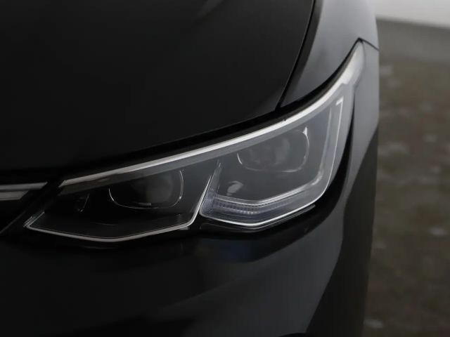 Volkswagen Golf DSG Style Variant