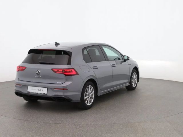 Volkswagen Golf DSG R-Line