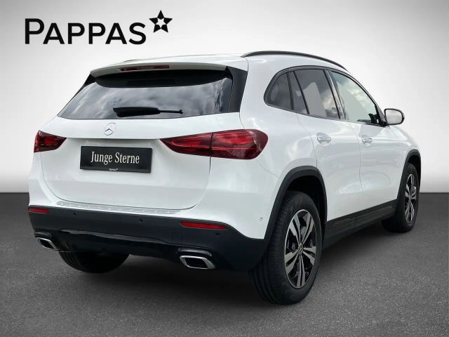 Mercedes-Benz GLA 200 GLA 200 d