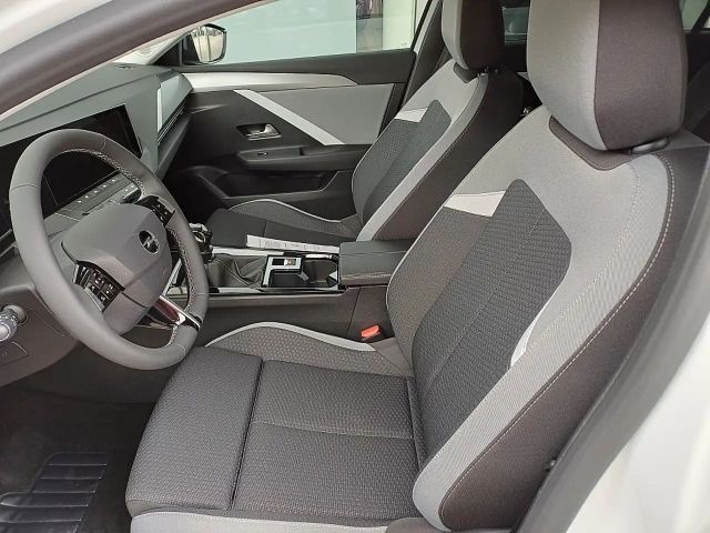 Opel Astra Edition Sports Tourer Turbo