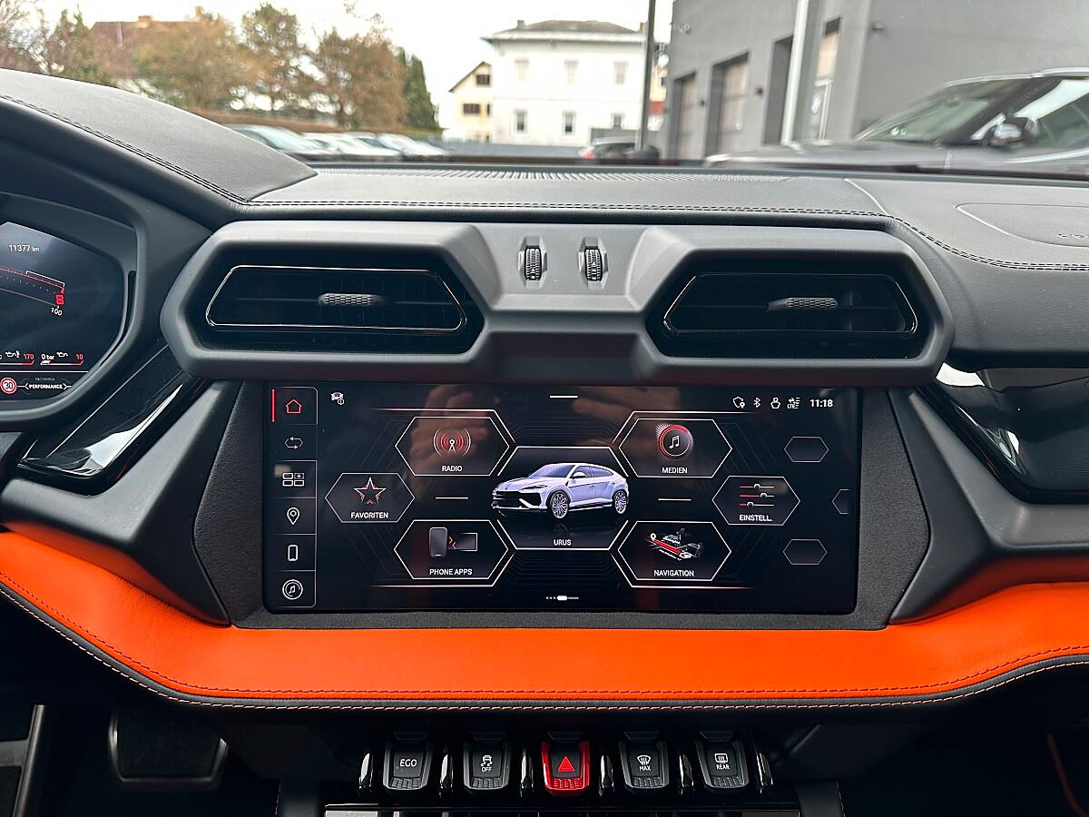 Lamborghini Urus URUS SE