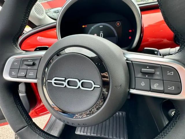 Fiat 600e Hybrid 100 6-Gang eDCT