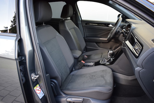 Volkswagen T-Roc 1.5 TSI DSG R-Line