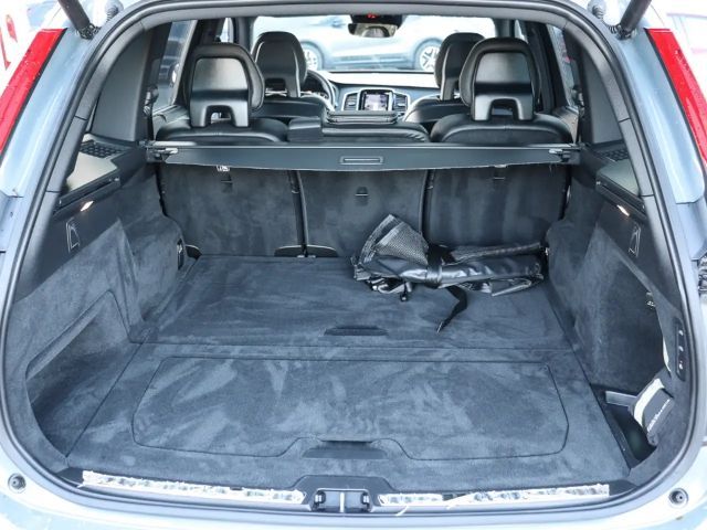 Volvo XC90 AWD R-Design