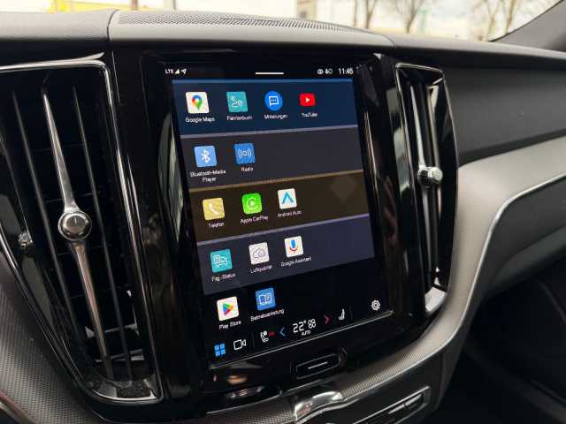 Volvo XC60 AWD Dark Plus