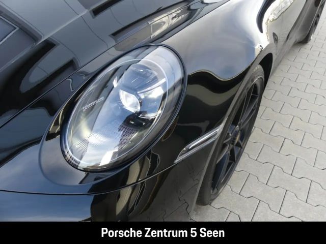 Porsche 992 Cabrio Carrera GTS