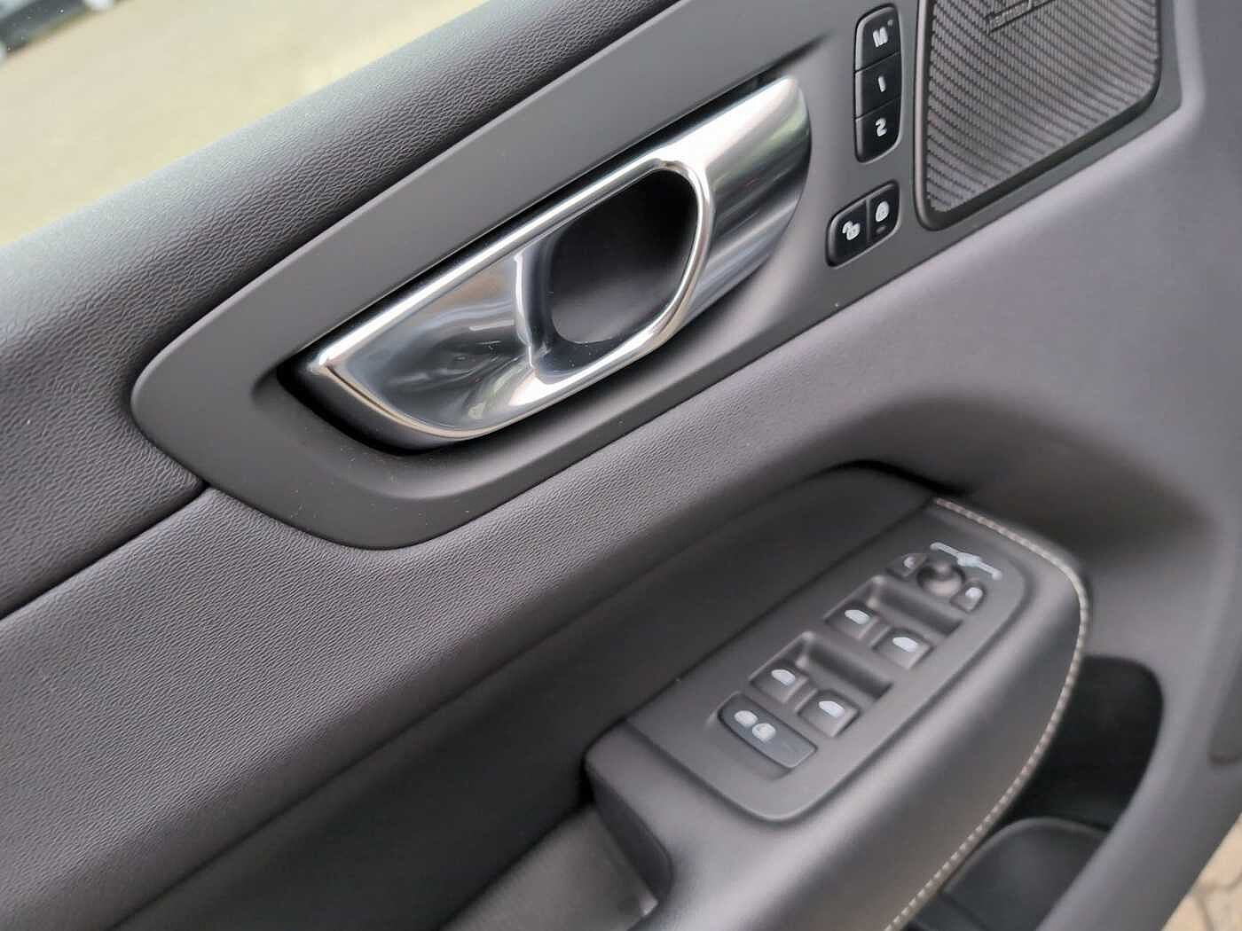 Volvo XC60 AWD Recharge T6