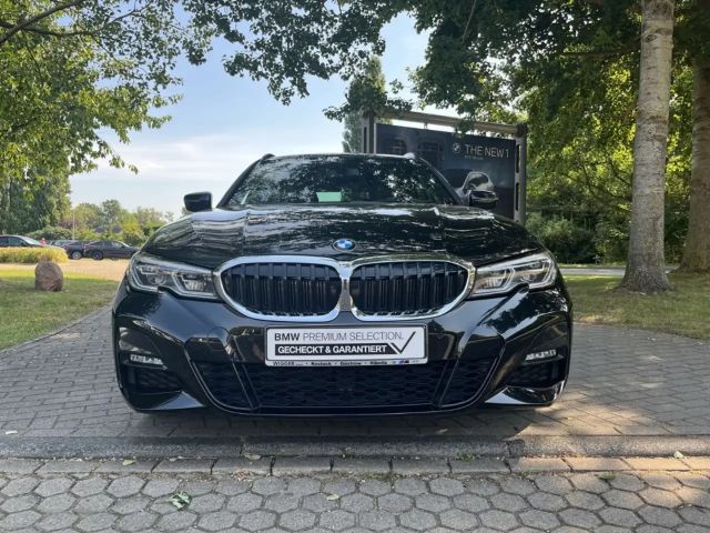 BMW 320 320i M-Sport Touring