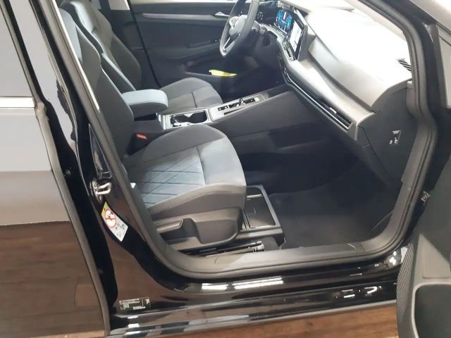 Volkswagen Golf 1.5 eTSI DSG Style Variant