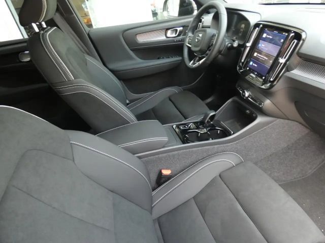 Volvo XC40 Dark Plus